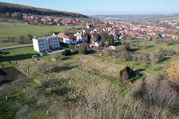 Prodej pozemku 1277 m², Nezdenice