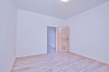Pronájem bytu 2+1 v osobním vlastnictví 60 m², Aš
