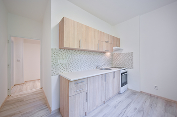Pronájem bytu 2+1 v osobním vlastnictví 60 m², Aš