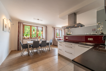 Prodej domu 254 m², Praha 5 - Zličín