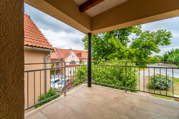 Prodej domu 254 m², Praha 5 - Zličín