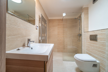 Prodej domu 254 m², Praha 5 - Zličín