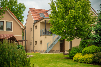Prodej domu 254 m², Praha 5 - Zličín