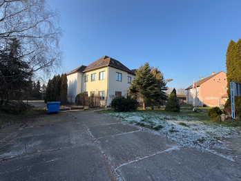 Prodej pozemku 11035 m², Kunovice