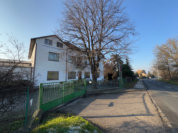 Prodej pozemku 11035 m², Kunovice