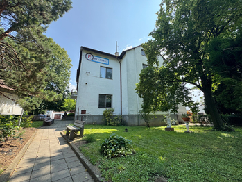 Prodej pozemku 11035 m², Kunovice