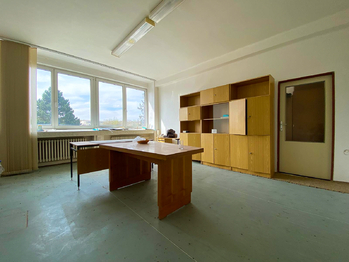 Prodej kancelářských prostor 1200 m², Domažlice