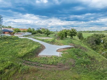 Prodej pozemku 766 m², Kouřim