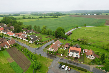 pohled na nemovitost - Prodej ubytovacího zařízení 398 m², Buzice