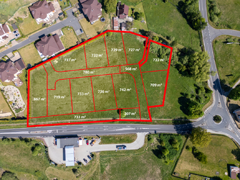 Prodej pozemku 709 m², Nová Role