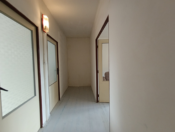 chodba - Prodej bytu 3+1 v osobním vlastnictví 69 m², Plzeň