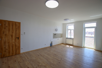 pokoj s kuch.koutem - Pronájem bytu 2+kk v osobním vlastnictví 49 m², České Budějovice