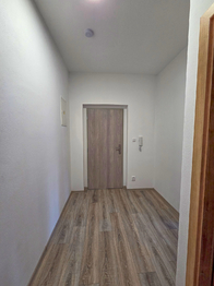 předsíň - Pronájem bytu 2+kk v osobním vlastnictví 49 m², České Budějovice