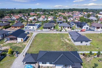 Prodej pozemku 908 m², Přelouč