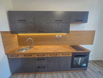 kuchyňská linka - Pronájem bytu 1+1 v osobním vlastnictví 36 m², České Budějovice