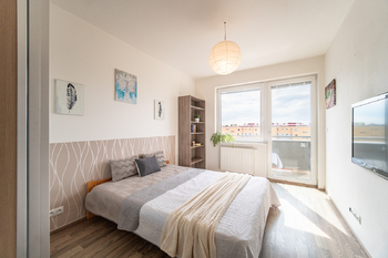 Prodej bytu 3+kk v osobním vlastnictví 118 m², Praha 10 - Horní Měcholupy