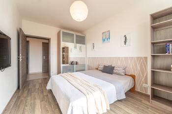 Prodej bytu 3+kk v osobním vlastnictví 118 m², Praha 10 - Horní Měcholupy