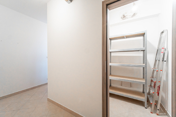 Prodej bytu 3+kk v osobním vlastnictví 118 m², Praha 10 - Horní Měcholupy