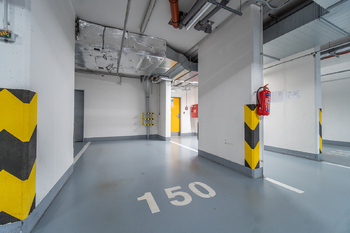 Prodej bytu 3+kk v osobním vlastnictví 118 m², Praha 10 - Horní Měcholupy