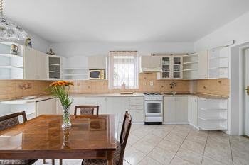 Prodej domu 98 m², Holohlavy