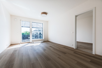 OBÝVACÍ POKOJ - Pronájem bytu 2+kk v osobním vlastnictví 53 m², Praha 10 - Hostivař