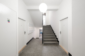 Prodej bytu 2+kk v osobním vlastnictví 52 m², Praha 4 - Michle
