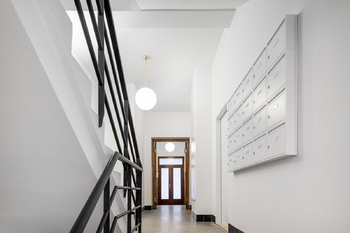 Prodej bytu 2+kk v osobním vlastnictví 52 m², Praha 4 - Michle
