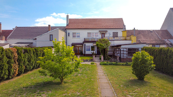 Prodej domu 300 m², Lanžhot