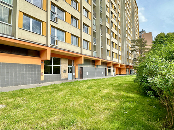 Pronájem bytu 3+1 v osobním vlastnictví 67 m², Praha 8 - Kobylisy