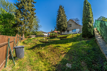 Prodej domu 196 m², Praha 6 - Lysolaje