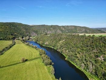 Krásná chalupa se stodolou - Křivoklátsko - Prodej chaty / chalupy 230 m², Nezabudice