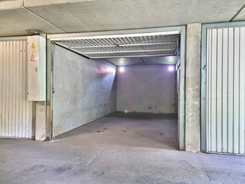 Pronájem garáže 1892 m², České Budějovice