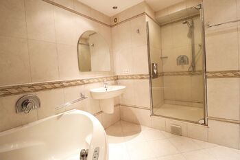 Pronájem bytu 3+1 v osobním vlastnictví 100 m², Praha 4 - Podolí