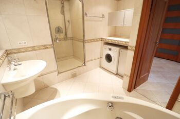 Pronájem bytu 3+1 v osobním vlastnictví 100 m², Praha 4 - Podolí