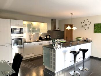 Pronájem domu 320 m², Praha 9 - Hloubětín