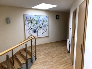 Pronájem domu 320 m², Praha 9 - Hloubětín