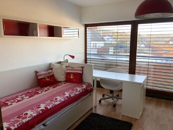 Pronájem domu 320 m², Praha 9 - Hloubětín