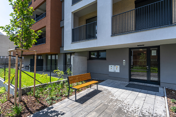 Pronájem bytu 2+kk v osobním vlastnictví 48 m², Praha 9 - Hloubětín
