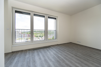Pronájem bytu 2+kk v osobním vlastnictví 48 m², Praha 9 - Hloubětín