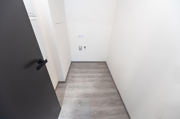 Pronájem bytu 2+kk v osobním vlastnictví 48 m², Praha 9 - Hloubětín