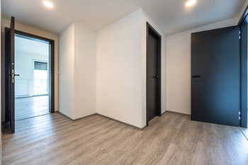 Pronájem bytu 2+kk v osobním vlastnictví 48 m², Praha 9 - Hloubětín