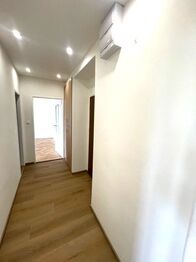 Pronájem bytu 2+kk v osobním vlastnictví 51 m², Praha 4 - Michle