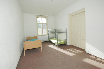 Prodej obchodních prostor 499 m², Hostouň