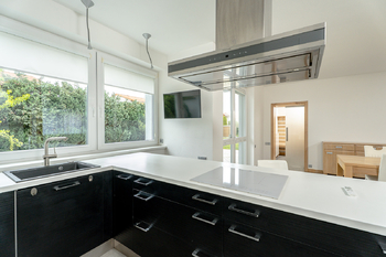 Prodej domu 140 m², Nehvizdy