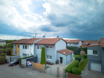 Prodej domu 140 m², Nehvizdy
