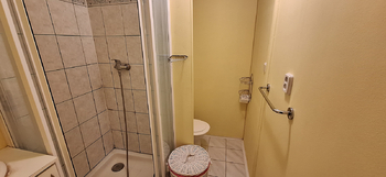 Koupelna s WC - Pronájem bytu 1+1 v družstevním vlastnictví 32 m², Vyškov
