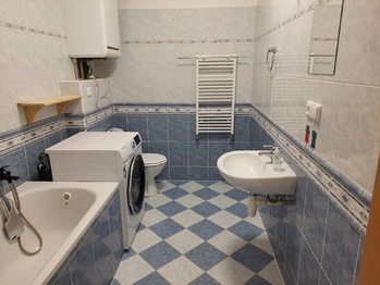 Pronájem bytu 2+kk v osobním vlastnictví 58 m², Praha 10 - Strašnice