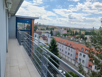 Pronájem bytu 2+kk v osobním vlastnictví 58 m², Praha 10 - Strašnice