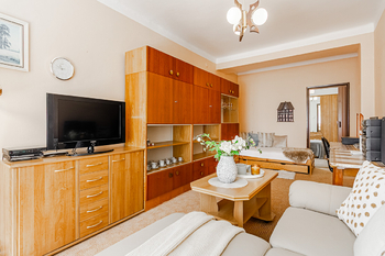 Prodej bytu 2+1 v osobním vlastnictví 52 m², Unhošť