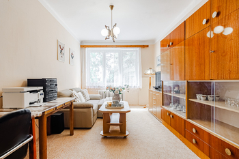 Prodej bytu 2+1 v osobním vlastnictví 52 m², Unhošť